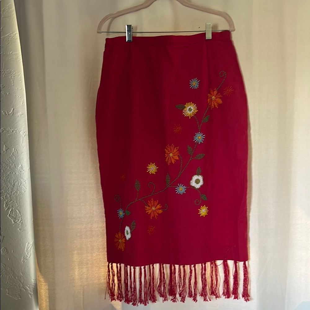 Beautiful Brownstone Studio From New York Embroidered Red Skirt with Fringe